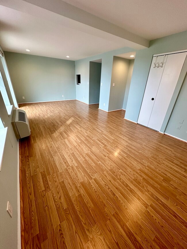 Building Photo - 2 Richmond Rd Unit 3