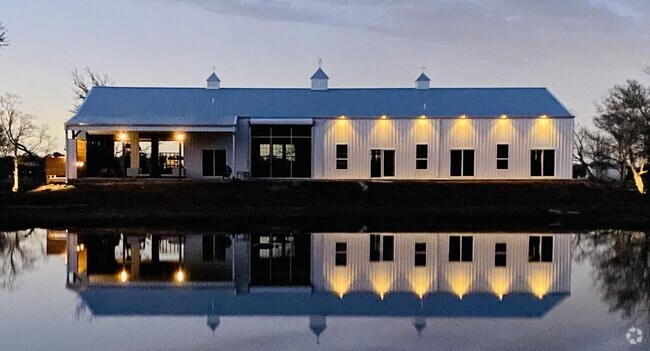 Building Photo - 1295 Brazos River Rd Rental