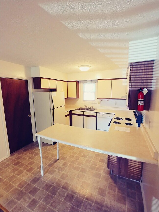 Photo - College Park - August 2026