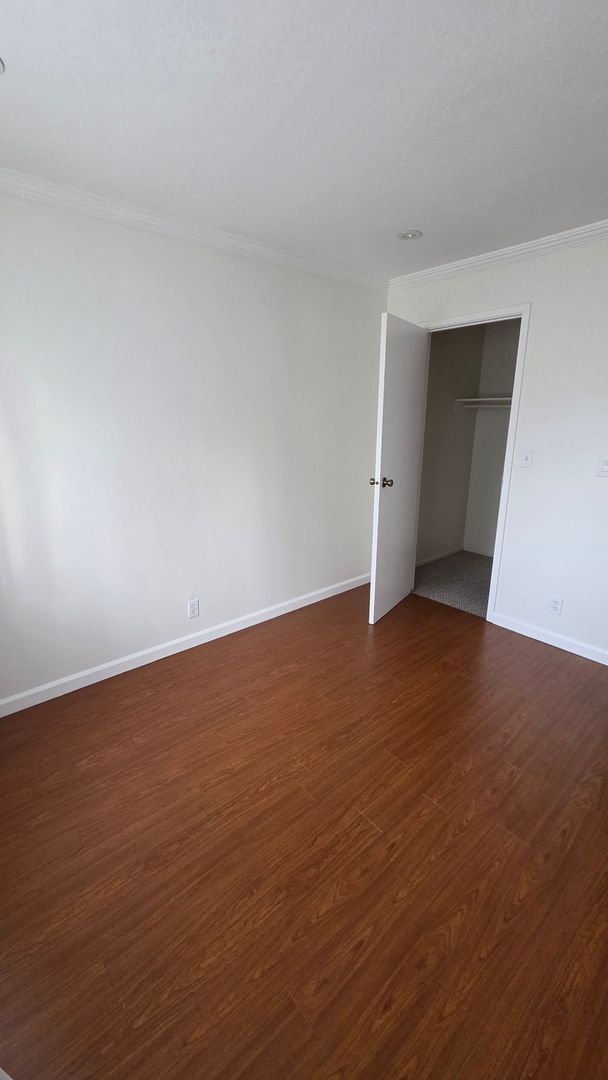 1220 Pine Creek Wy