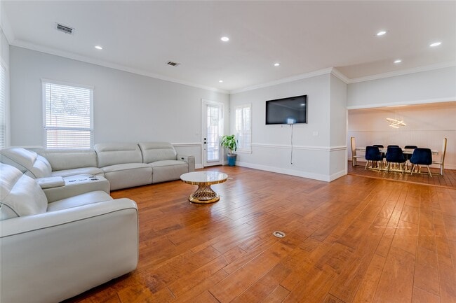 Photo - 11407 Iberia Dr