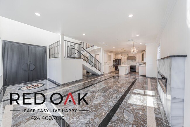 Building Photo - 2017 Centinela Ave