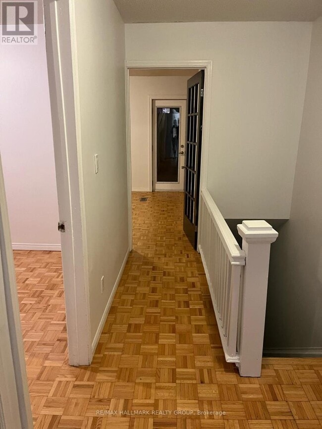 Photo - 133 Spadina Ave Unité 2