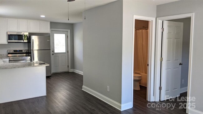 Photo - 250 W McNeely Ave