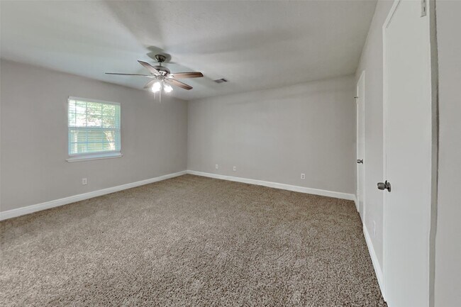 Photo - 16911 Cairngale St