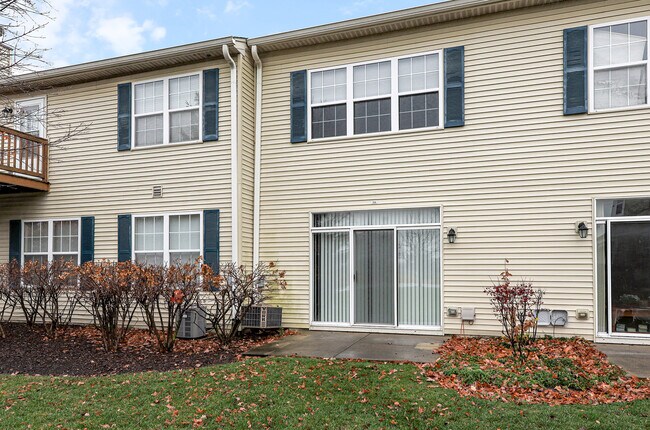 Photo - 708 Woodewind Dr