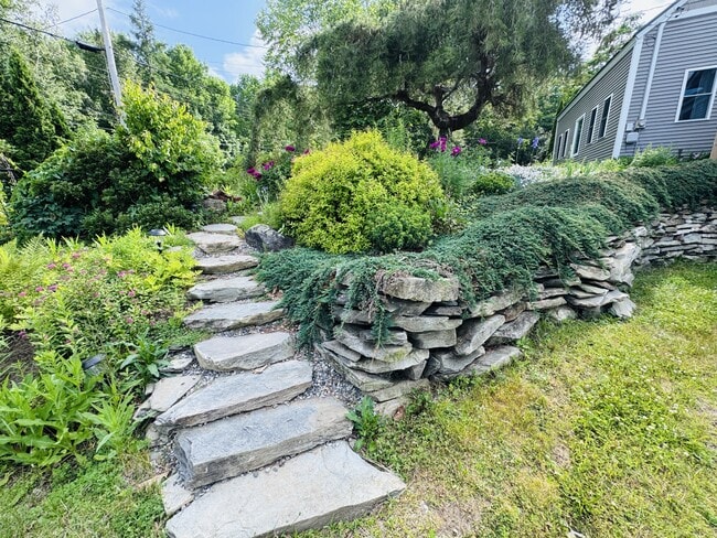 Photo - 2514 Western Ave