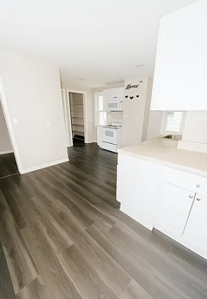 Photo - 677 2nd Ave Unidad 1