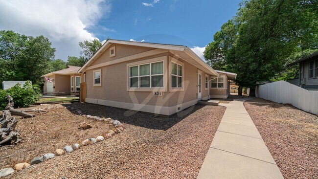 Building Photo - Modern Duplex in Old Colorado City