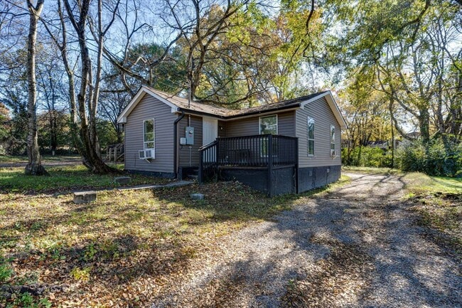 Photo - 6110 Walden Ave