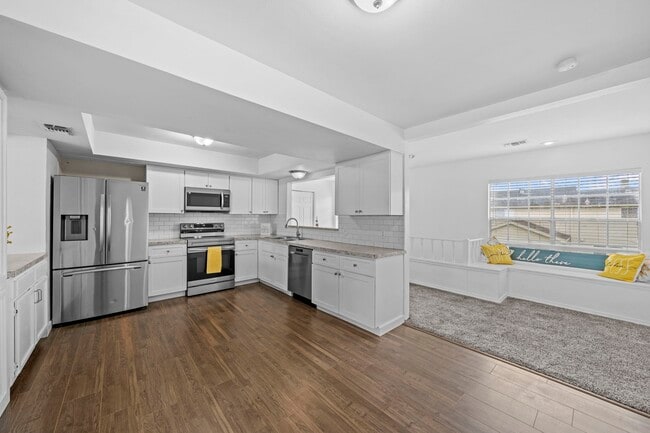 Building Photo - 16723 Running Quail Ct