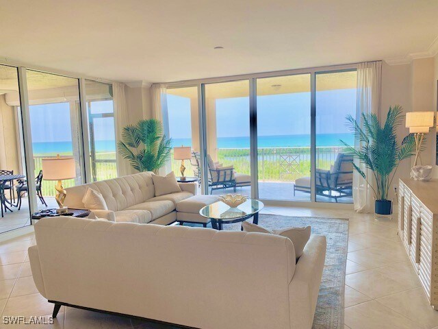 Photo - 6597 Nicholas Blvd Unidad 1101