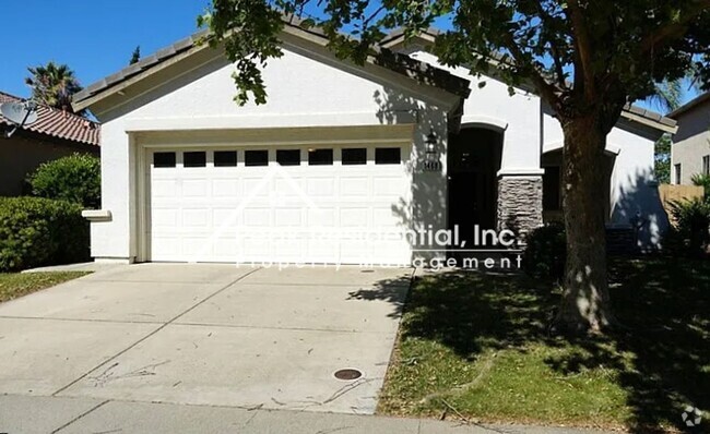 Building Photo - Charming West Roseville 3bd/2ba Home with ...