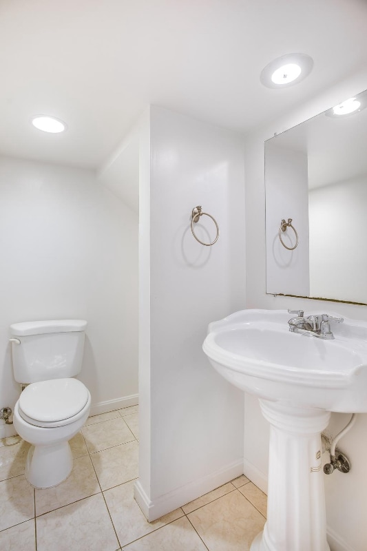 Photo - 729 10th St NE