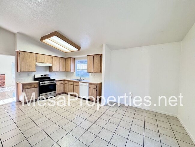 Photo - 13667 Gemini St