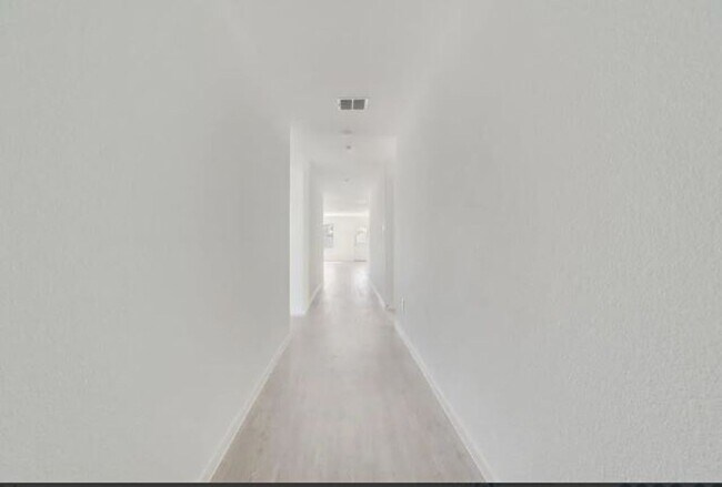 Photo - For Rent: Beautiful 4-Bedroom Home in Sherman, TX