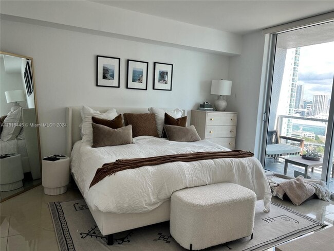 Photo - 55 SE 6th St Unit 2305