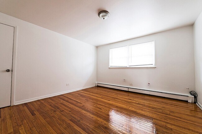 Photo - 14101 S Atlantic Ave Riverdale, IL 60827