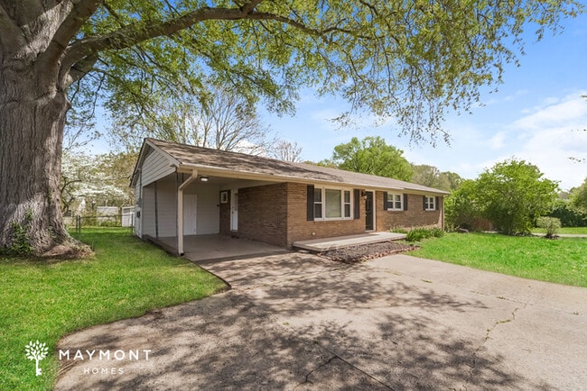 Photo - 2518 Fairgreen Dr