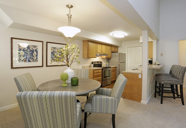 Lakemont Apartments