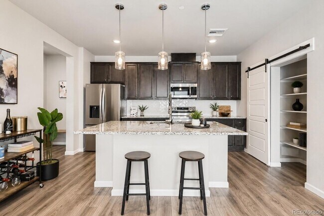 Photo - 6153 N Ceylon St Unit 10-303