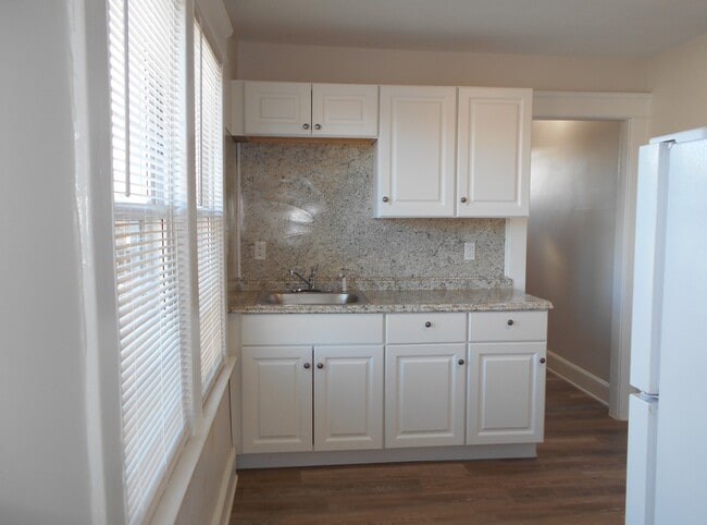 Photo - 53 Anthony St Unit 3