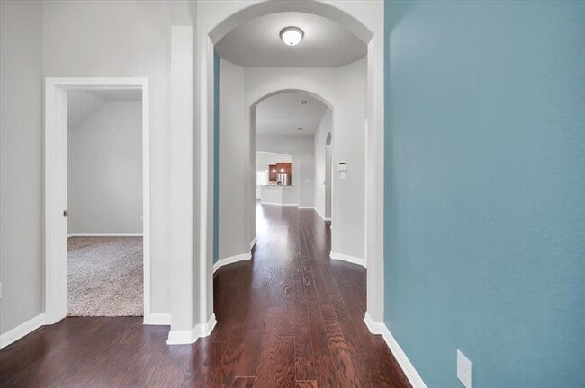 Photo - 1909 Goldilocks Ln