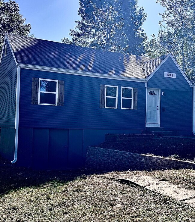 3 Bedroom 2 Bathroom Newly remodeled home House Rental in Rolla, MO