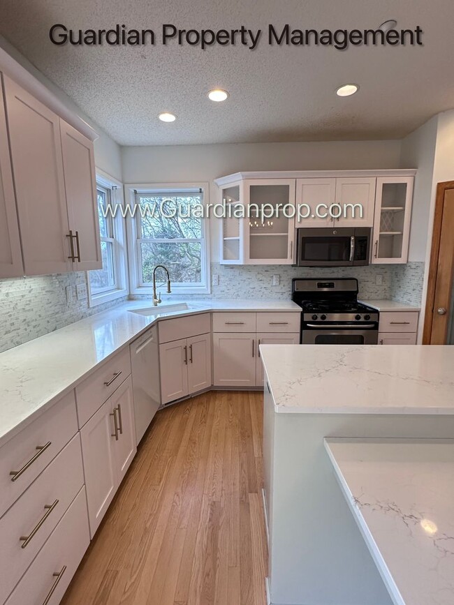 Photo - Minnetonka Home, 3 Car Garage, Large Primary, Updated Kitchen, Patio