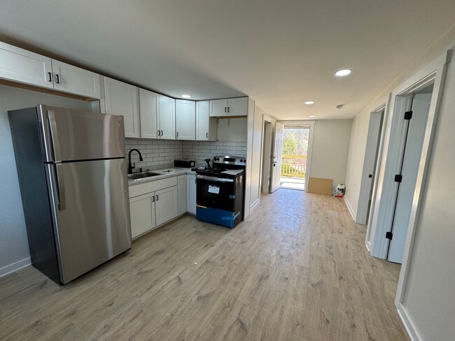 Photo - 2 bedroom 1 bath in Murray Unit 904 Coldwater Road #9