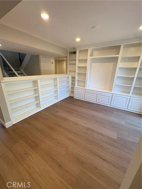 Photo - 33586 Circula Corona