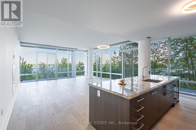 Photo - 39 Queens Quay E Unit 313