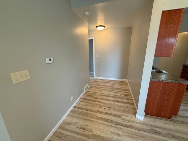 106 Phillip Ave Unit 01