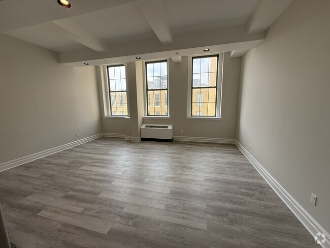 Building Photo - 4502 Ditmars Blvd Unit 531 Rental