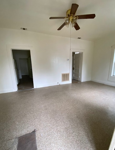 1221 Center St