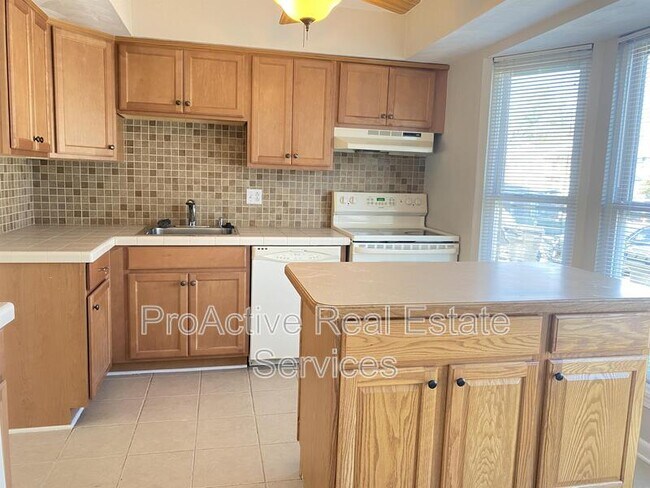 Photo - 5363 Leicester Ct