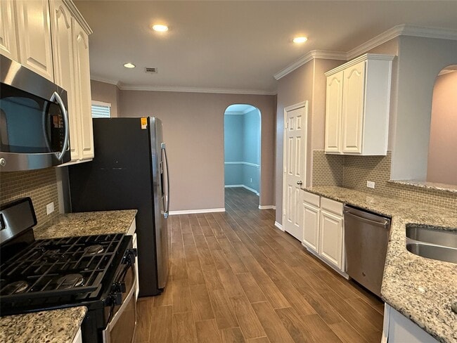 Photo - 13115 Southern Valley Dr