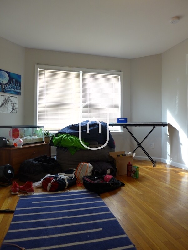 Photo - 49 Juniper St