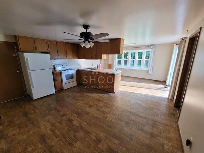 Photo - METICULOUSLY MAINTAINED COZY HOME