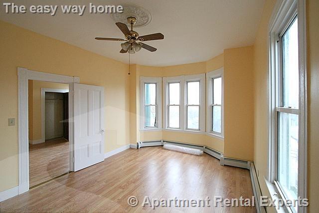 Building Photo - 90 Norfolk St Unit #7 Rental