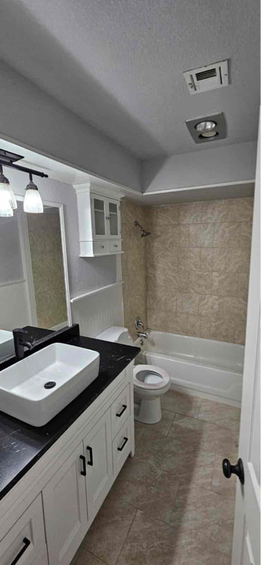 Photo - 2308 Shady Tree Ln