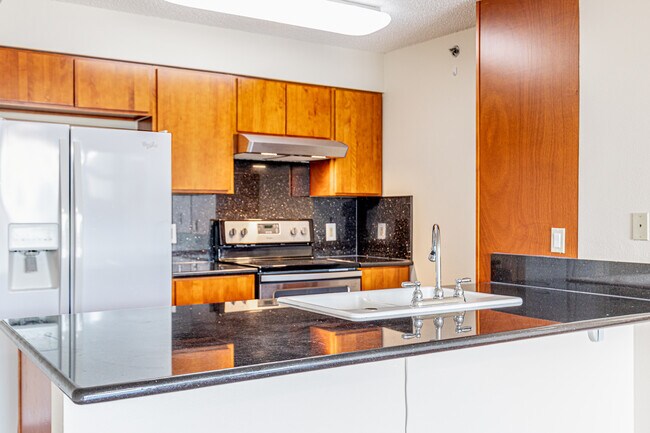 Photo - 215 N King St House