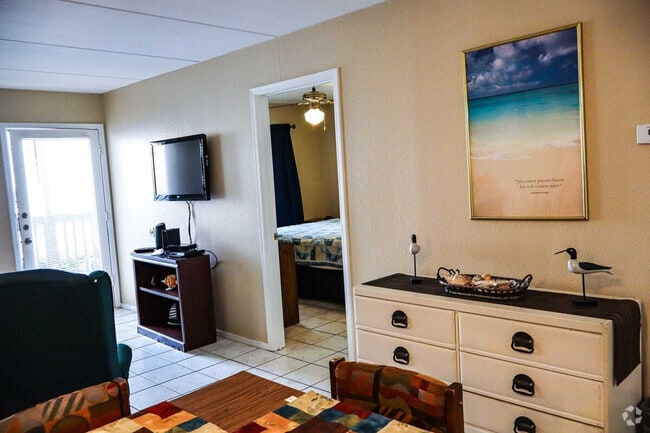 Building Photo - 5601 Gulf Blvd Rental