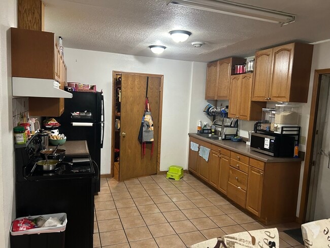 Building Photo - 620 N 3rd St Unit 1 Rental