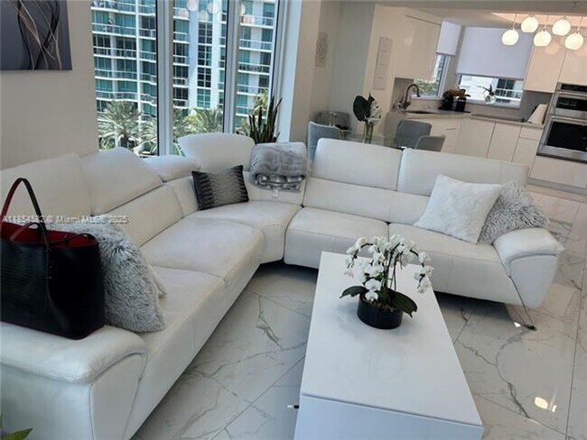 Photo - 3000 NE 188th St Unit 3000 NE 188th St  701