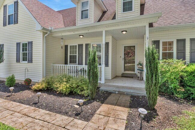 Photo - One acre lot with first floor suite in beautiful Kingston Springs!