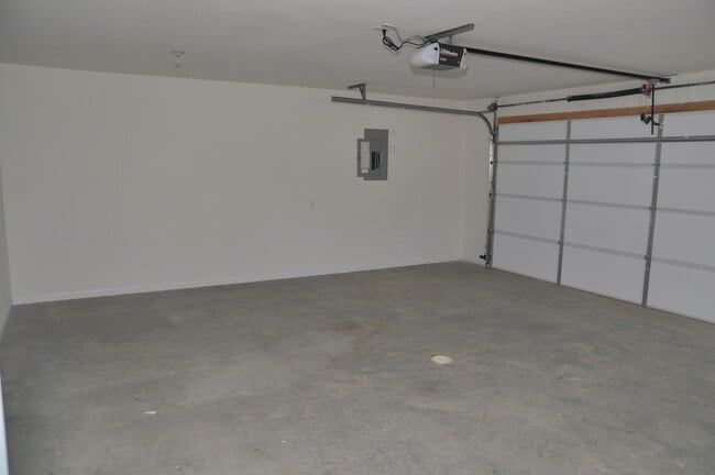 Photo - emi1043 Unit 1045
