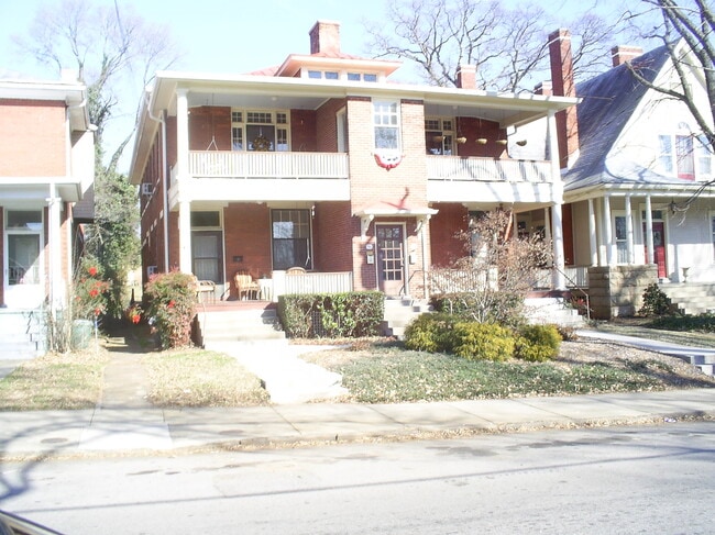 Building Photo - 155 Holbrook Ave Unit 1 Rental