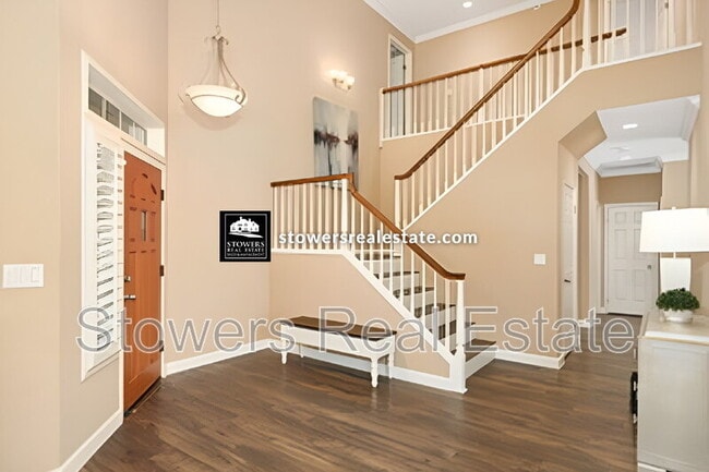 Photo - 441 Coventry Pl