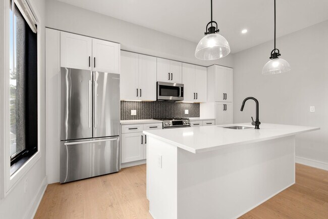 Photo - 37 Horace St Unit 203